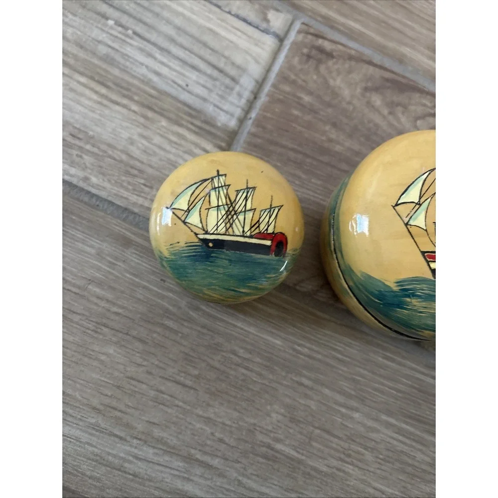 Vtg Lacquer Handpainted 3 Nesting Boxes Santa Maria, Pinta & Nina 1992